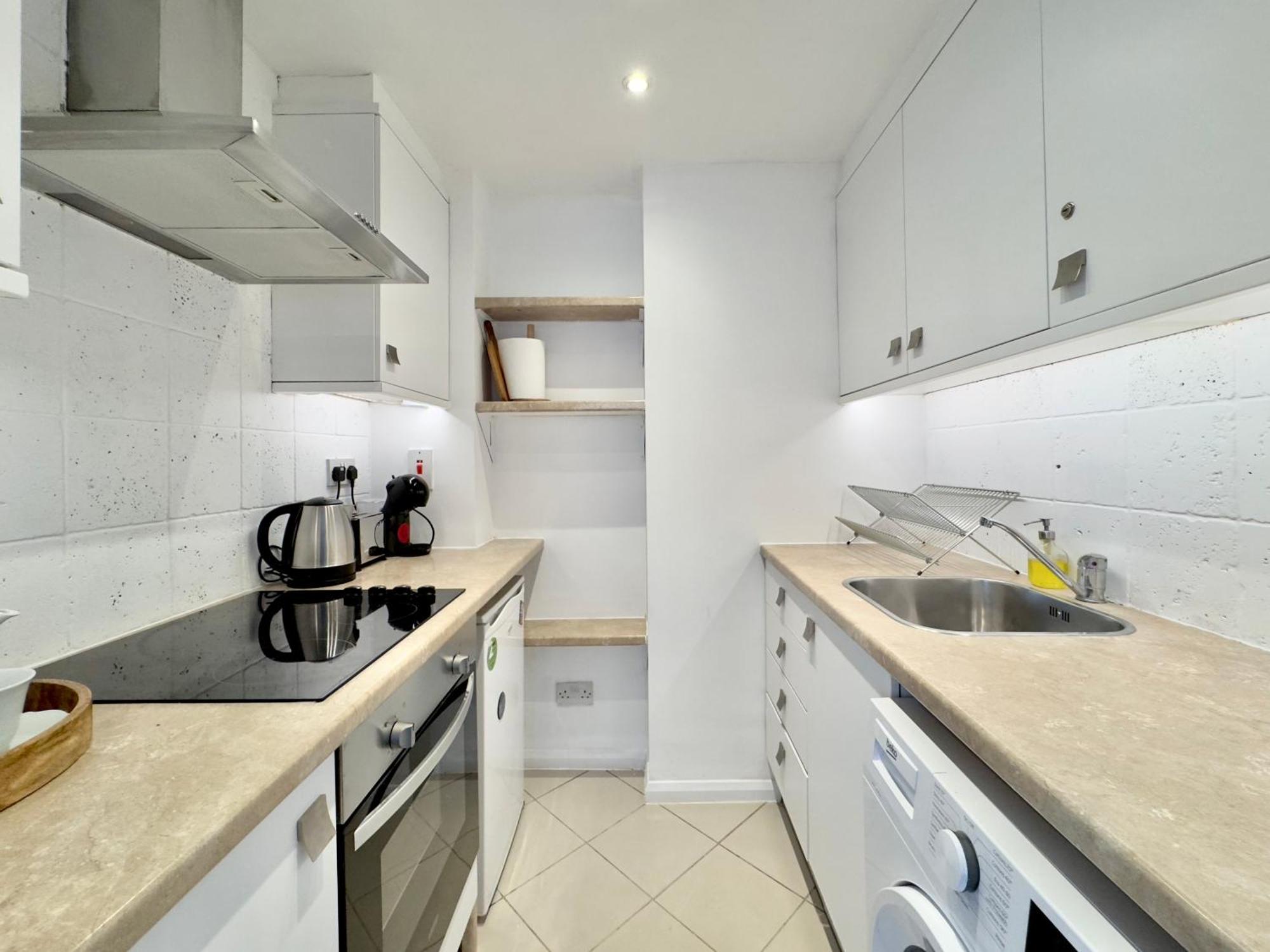 Appartement Chic Marble Arch With 100 Inch Cinema & Premium Mattress, By The Design Traveller Londres